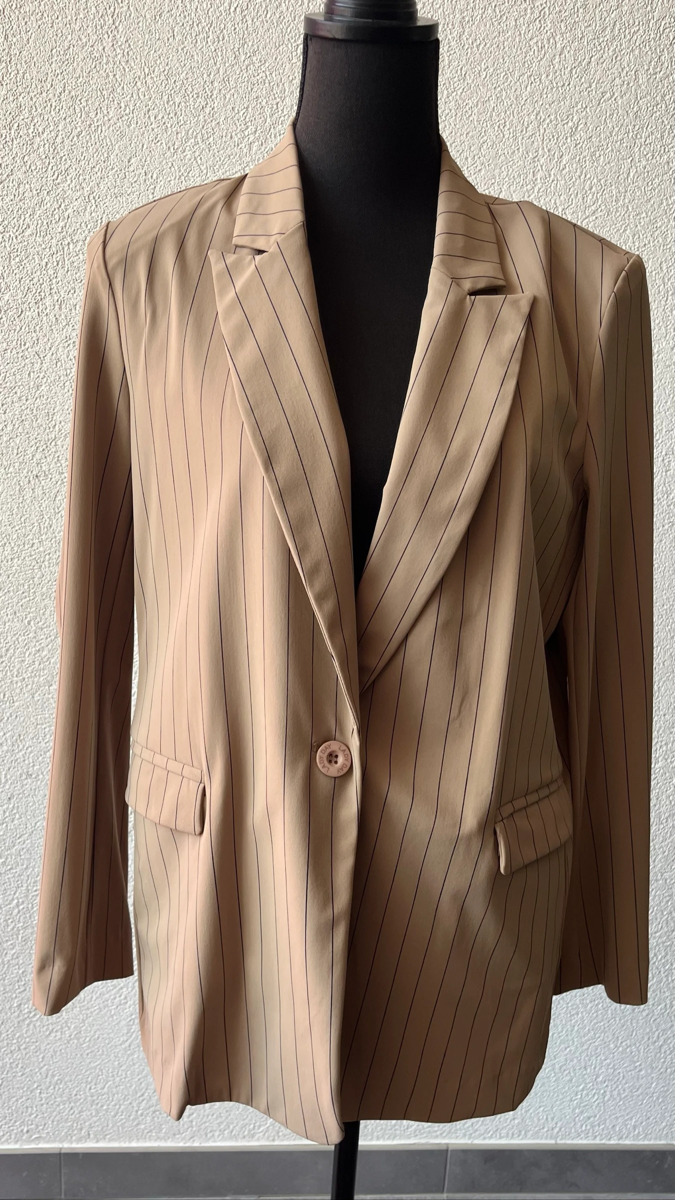 πΊ ππ |Lady Day |camel jasje met blauwe krijtstreep | maat L | zgan